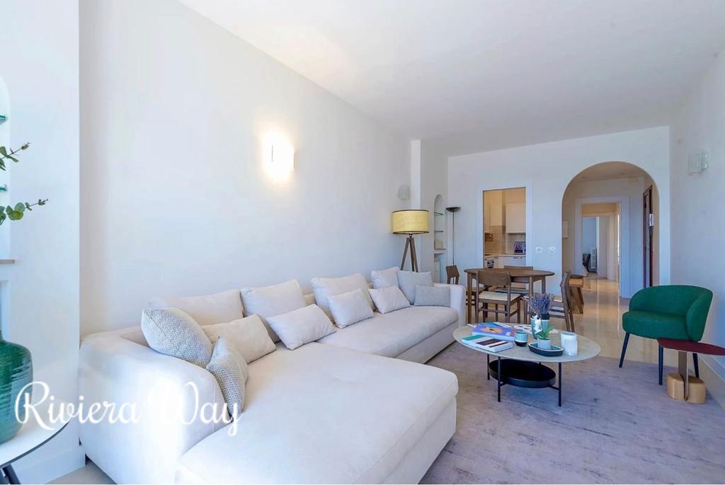 3 room apartment in Promenade des Anglais, 65 m², photo #1, listing #104751654