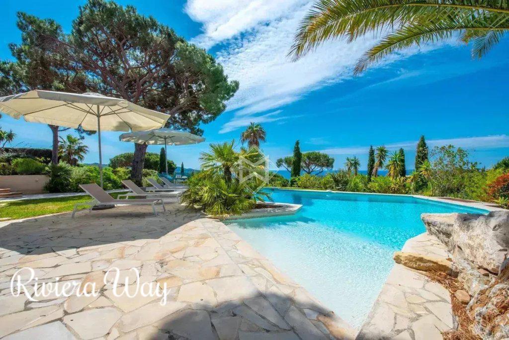 Villa in La Croix-Valmer, 270 m², photo #3, listing #104698104