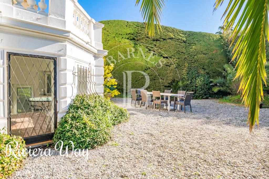 14 room villa in Antibes, photo #5, listing #98755440