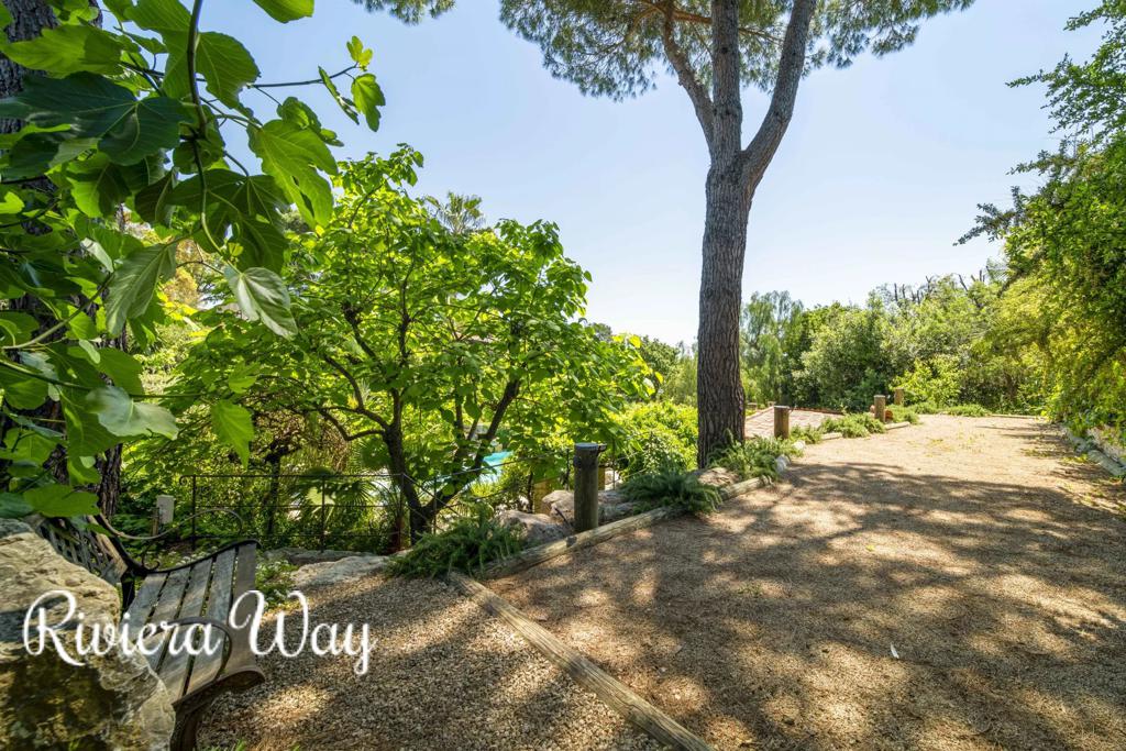 7 room villa in Pégomas, photo #3, listing #103121424