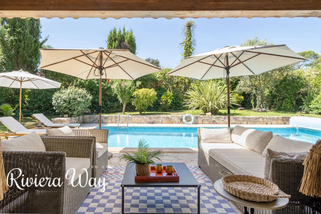 Villa in Mougins, photo #7, listing #103832106