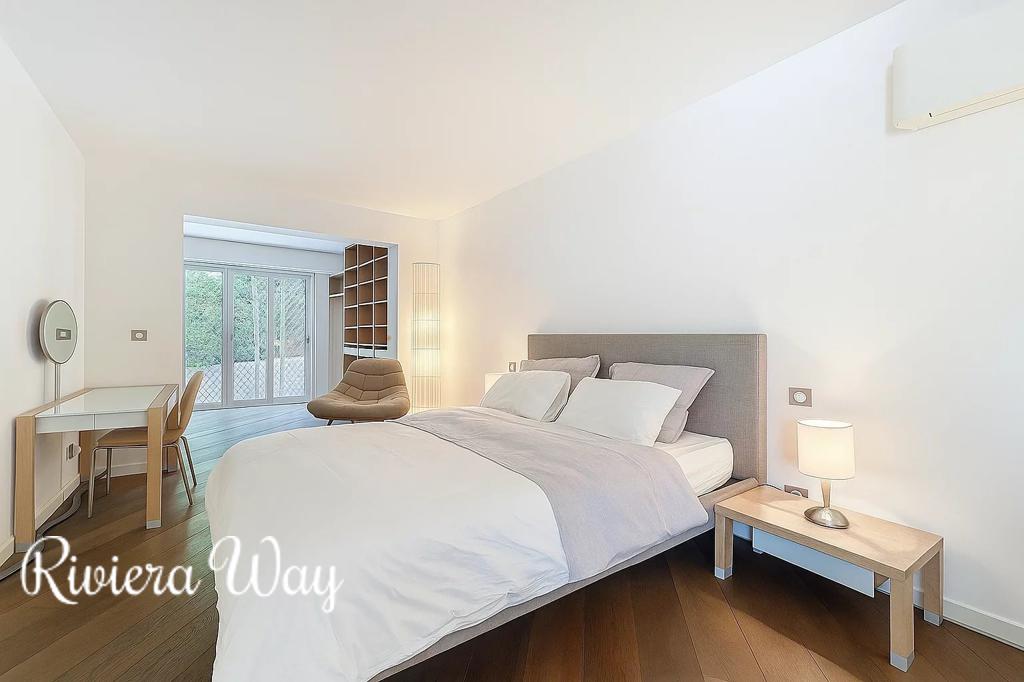 5 room apartment in Le Cannet, photo #5, listing #104508306