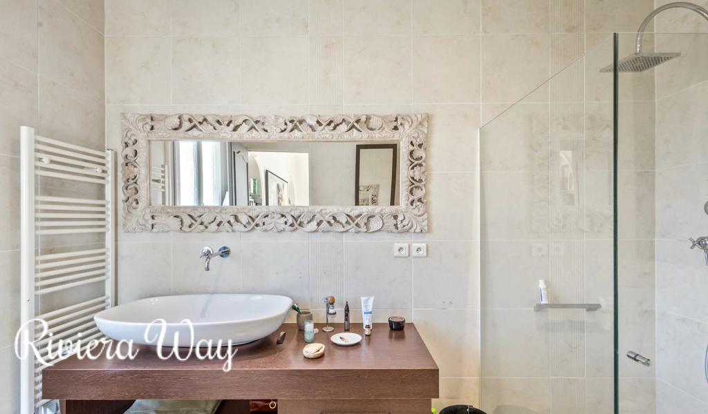 4 room apartment in Le Cannet, photo #6, listing #105979482