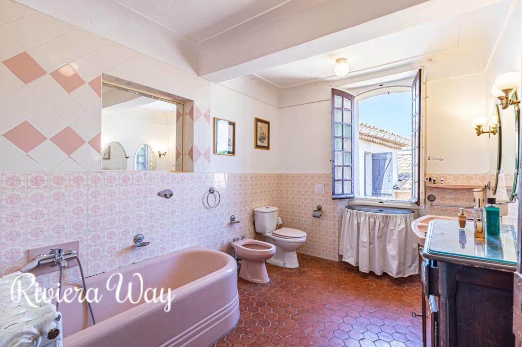 12 room villa in Antibes, photo #10, listing #89886846