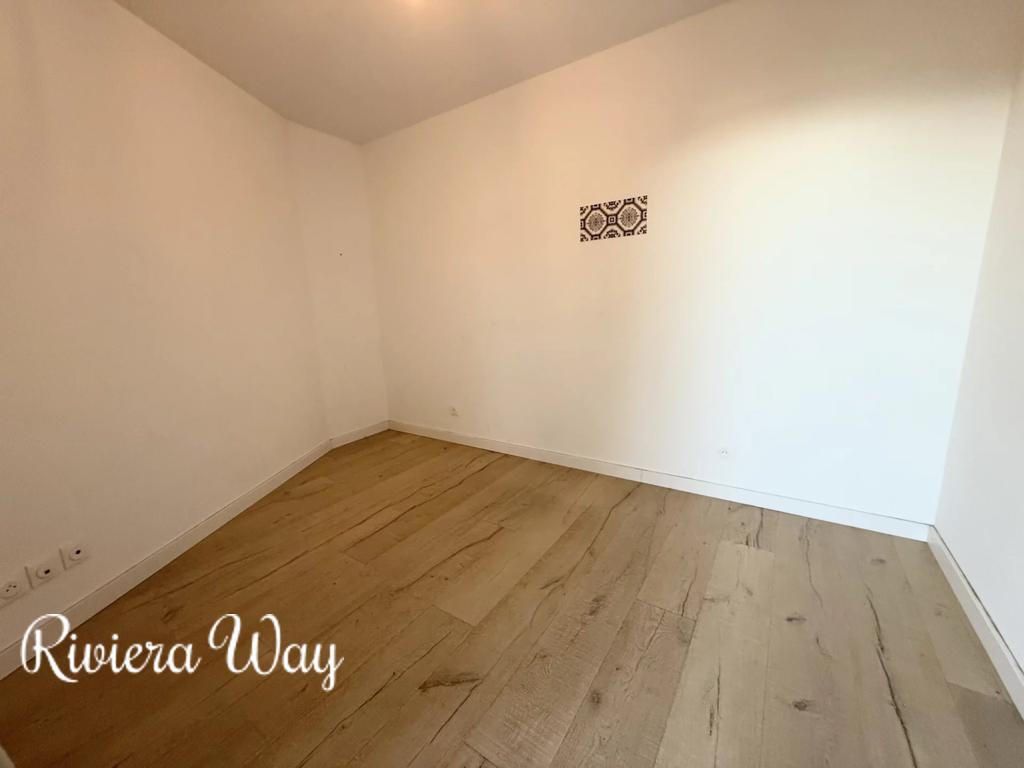 3 room apartment in Antibes, photo #9, listing #105222222
