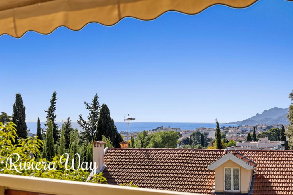 4 room apartment in Le Cannet, photo #7, listing #104520528