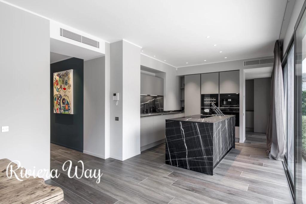 4 room apartment in Cannes, photo #3, listing #103089210