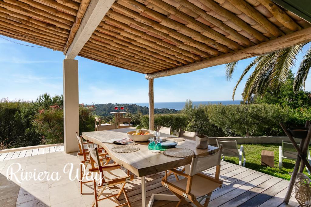 4 room villa in La Croix-Valmer, photo #9, listing #106261722