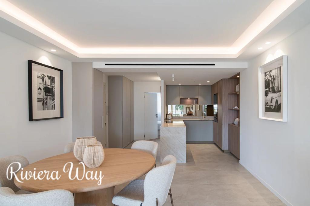 3 room apartment in Boulevard de la Croisette, photo #7, listing #105923412