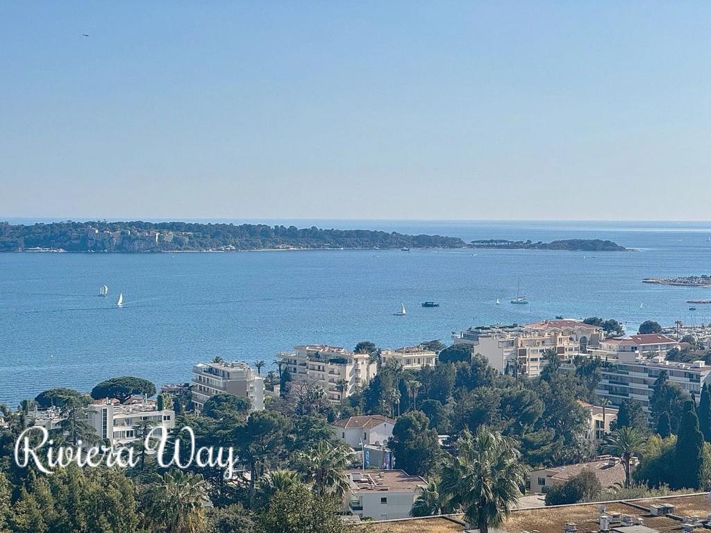 4 room apartment in Californie - Pezou, photo #2, listing #103968396