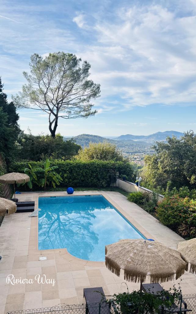 8 room villa in Muan-Sarthe, photo #9, listing #104743758