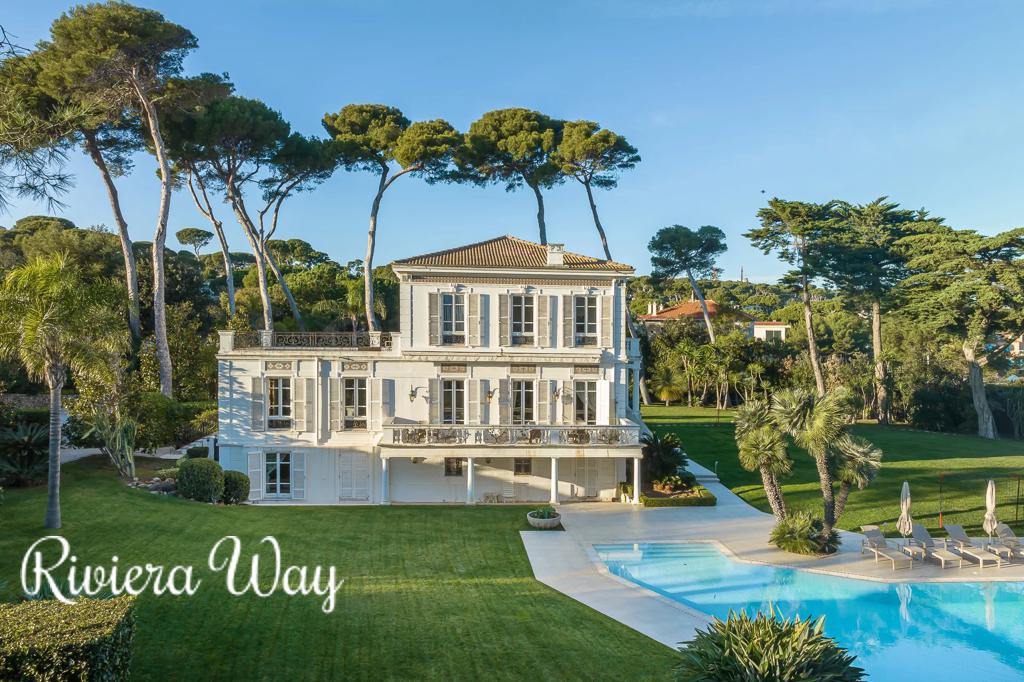8 room villa in Cap d'Antibes, photo #9, listing #98994168