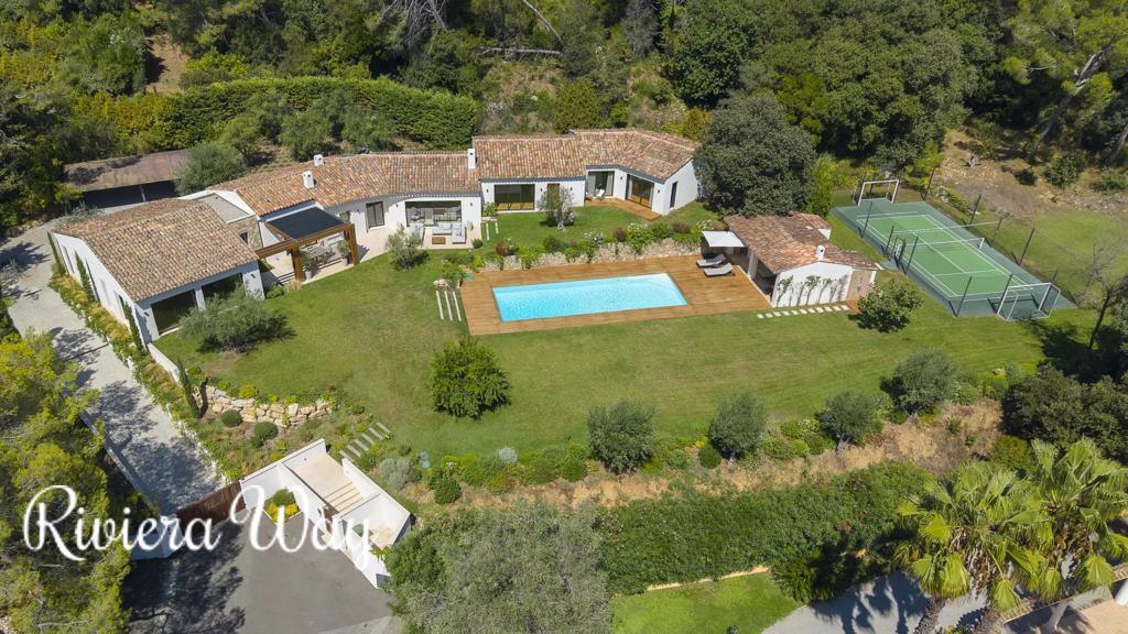 7 room villa in Mougins, photo #1, listing #106990674