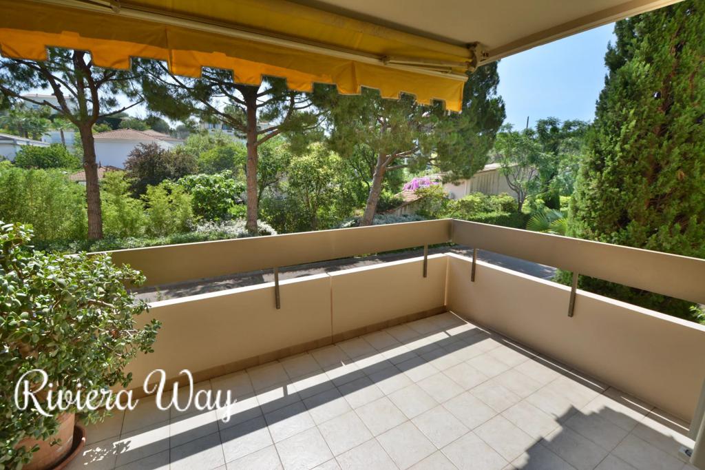 3 room apartment in Juan-les-Pins, photo #4, listing #95630220