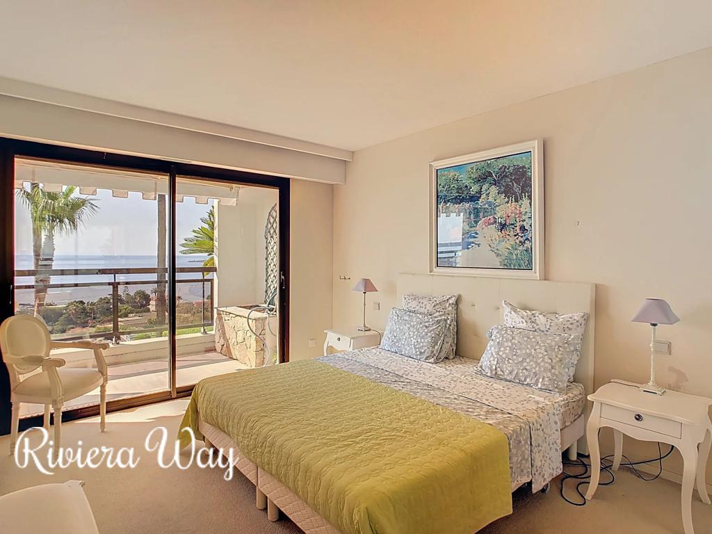 3 room apartment in Golf Juan, photo #3, listing #103614378