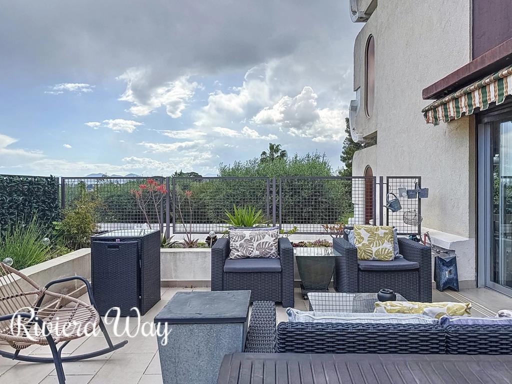 3 room apartment in Le Cannet, photo #9, listing #102995676
