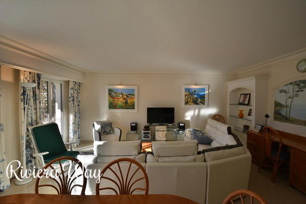 4 room apartment in Juan-les-Pins, photo #8, listing #92248884