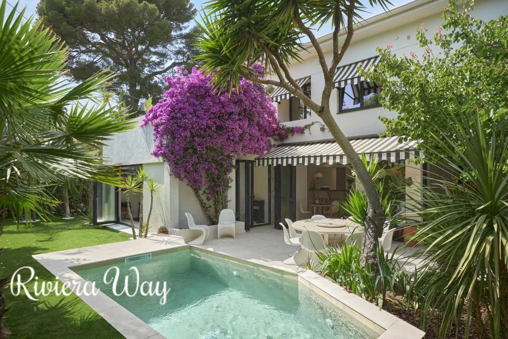 6 room villa in Cannes, photo #3, listing #99851346