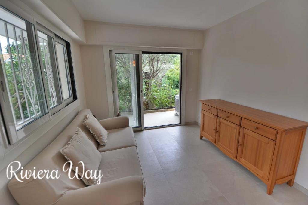 3 room apartment in Juan-les-Pins, photo #4, listing #100537794