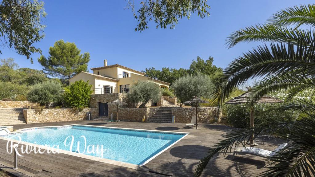6 room villa in Fayence, photo #2, listing #106819062