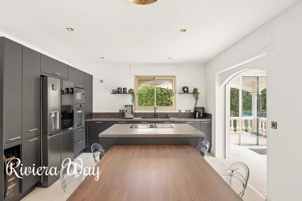 7 room villa in Roquefort-les-Pins, photo #7, listing #105908502