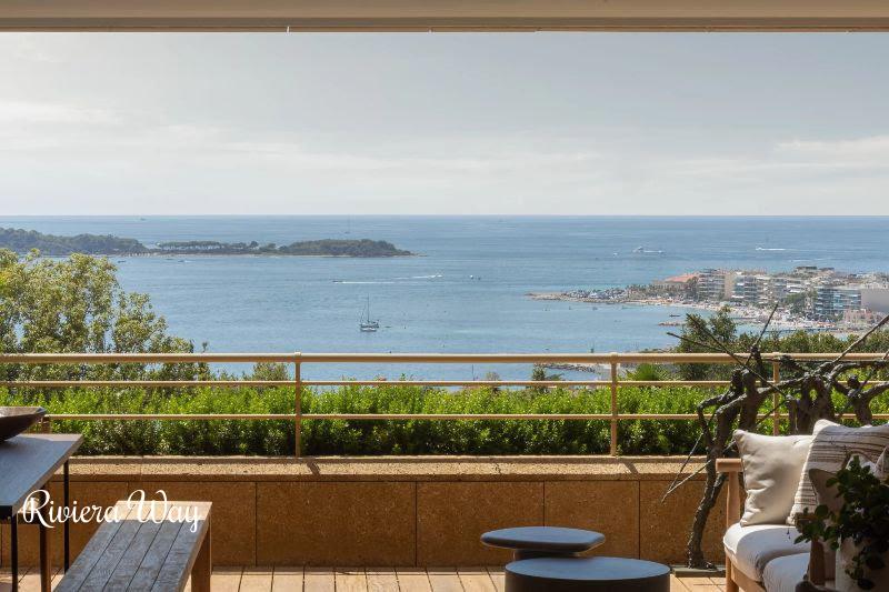 Apartment in Cannes, 308 m², photo #1, listing #100504614