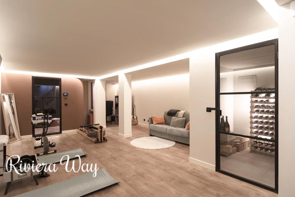 6 room villa in Pégomas, photo #9, listing #105707910