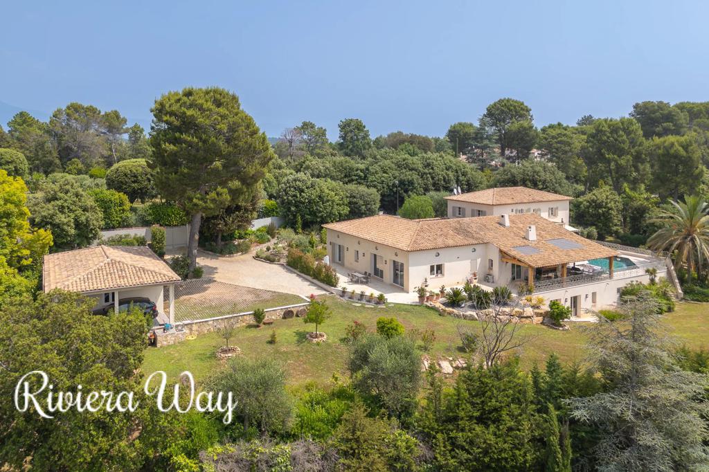 10 room villa in Biot, photo #4, listing #101622780