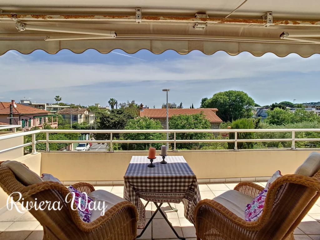 3 room apartment in Antibes, photo #5, listing #89853918