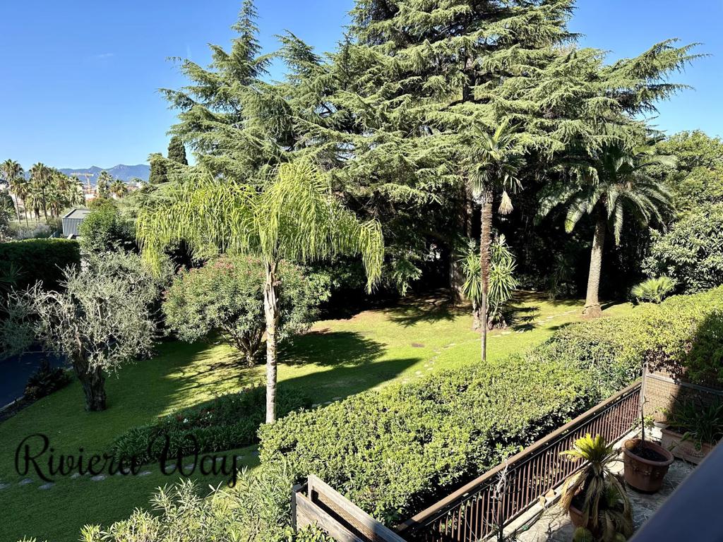 3 room apartment in Cannes, photo #2, listing #102831498