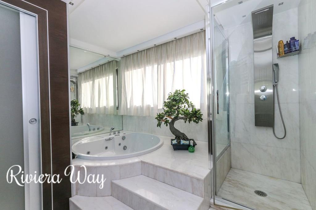 5 room penthouse in Roquebrune — Cap Martin, 345 m², photo #2, listing #99250956