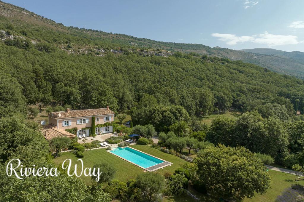 9 room villa in Saint-Vallier-de-Thiey, photo #3, listing #97259778