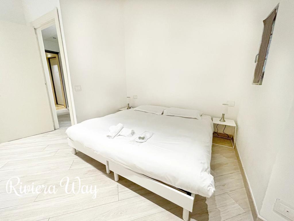 2 room apartment in Cannes, photo #6, listing #106248240