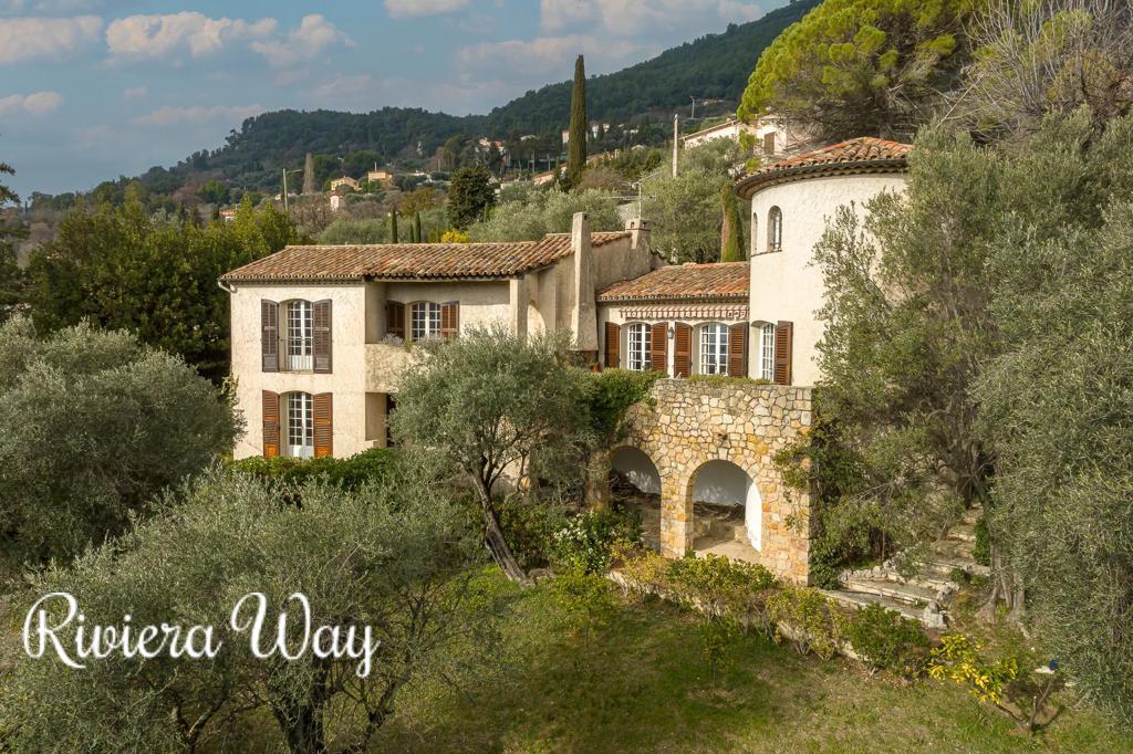 5 room villa in Grasse, photo #4, listing #98902440