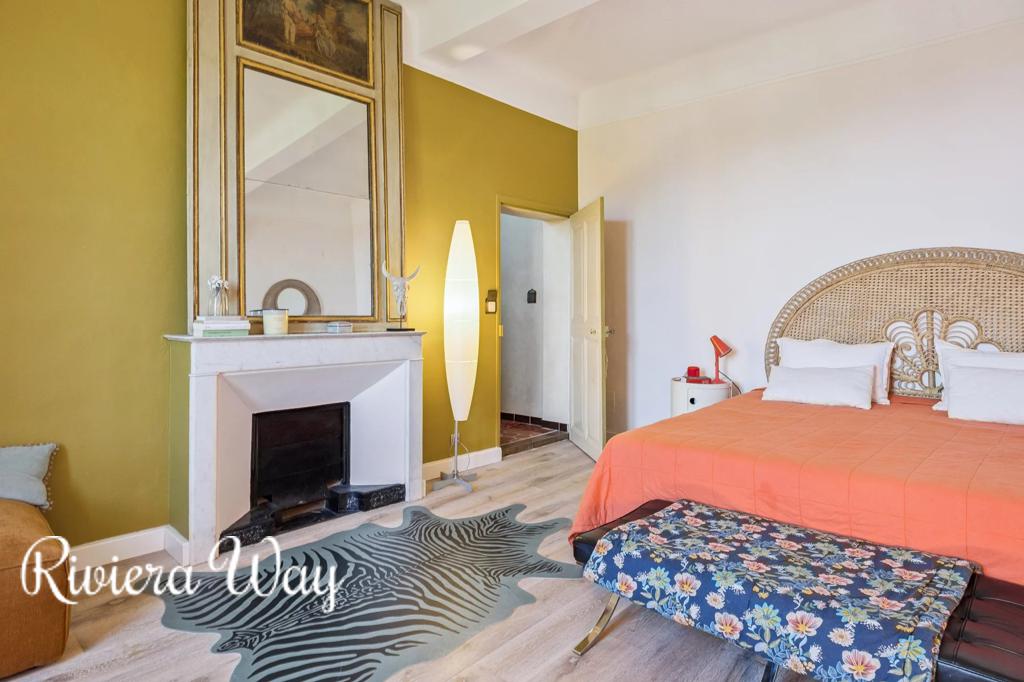 9 room villa in Figanières, photo #9, listing #103689684