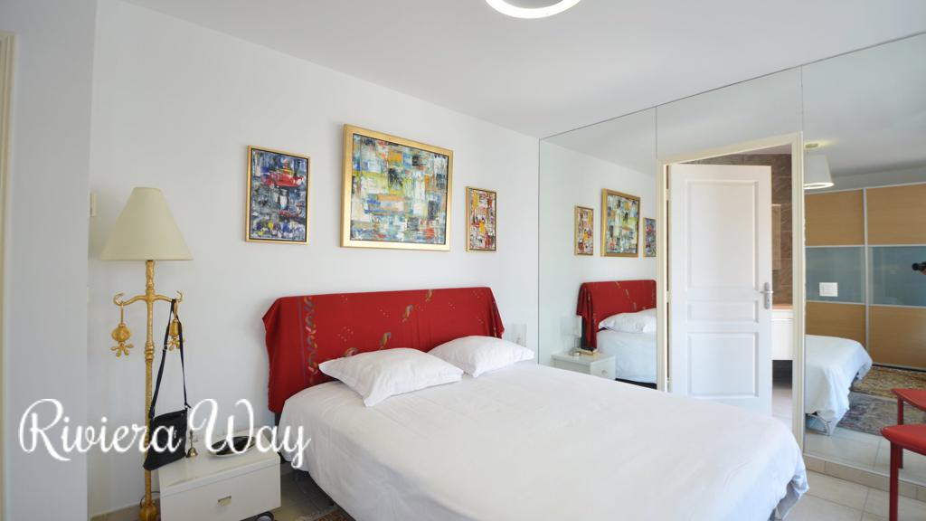 3 room apartment in Juan-les-Pins, photo #8, listing #79166976