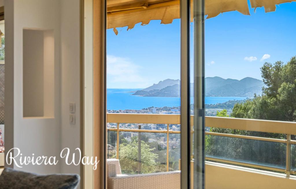 3 room apartment in Le Cannet, photo #8, listing #106093596