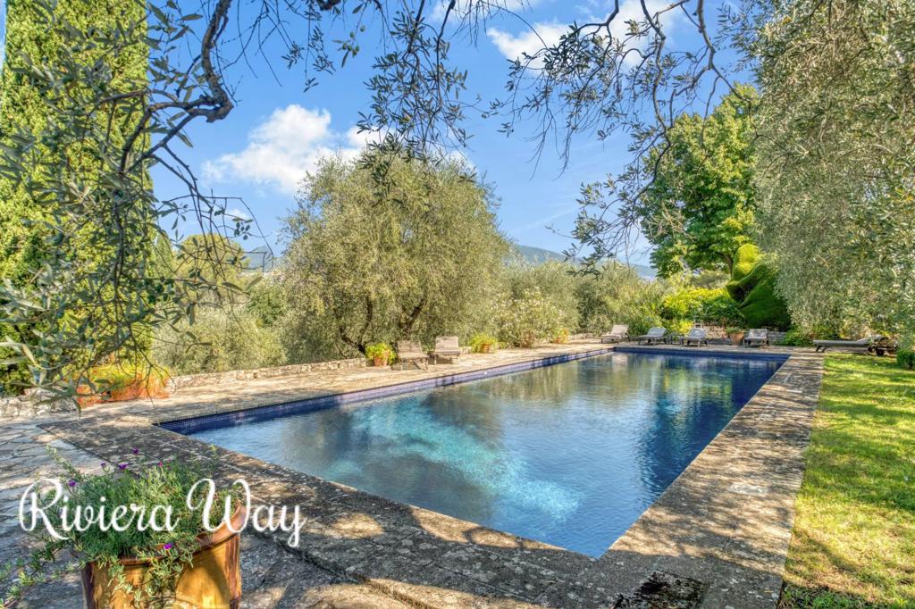 10 room villa in Grasse, photo #5, listing #99466458