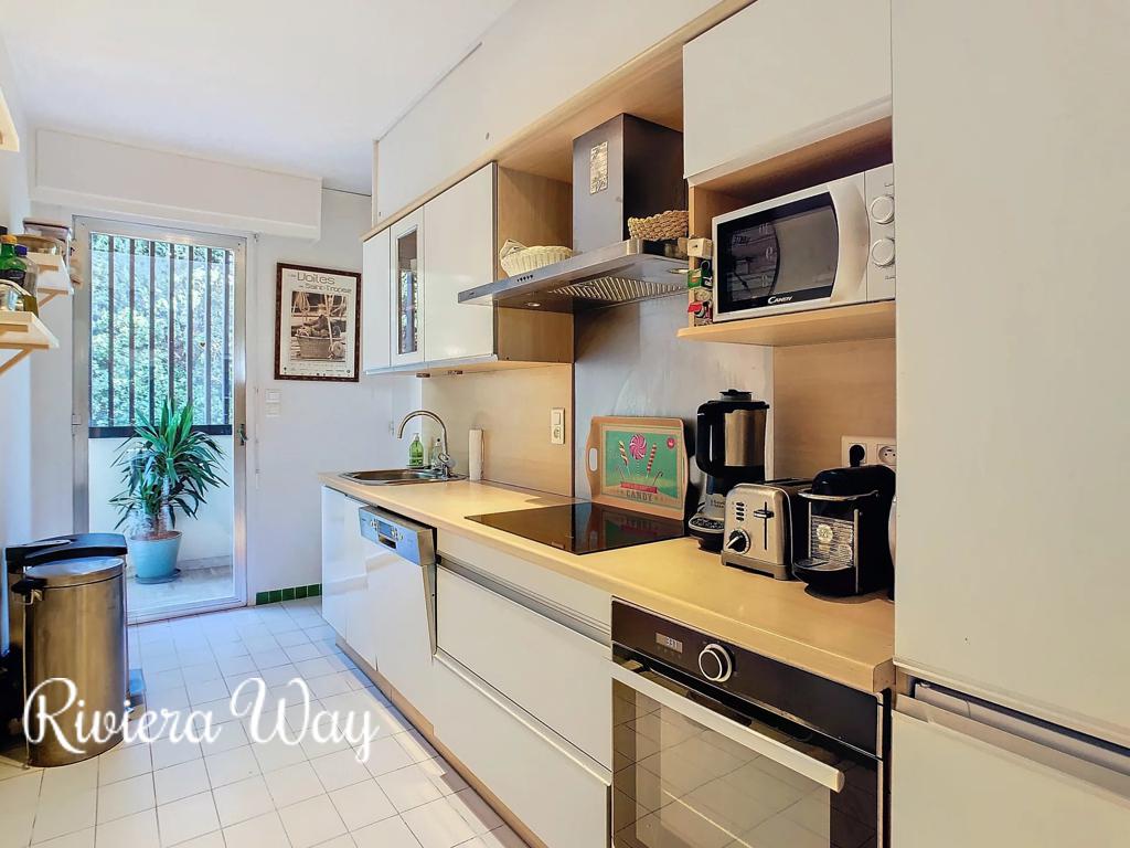 3 room apartment in Cannes, photo #5, listing #102831498