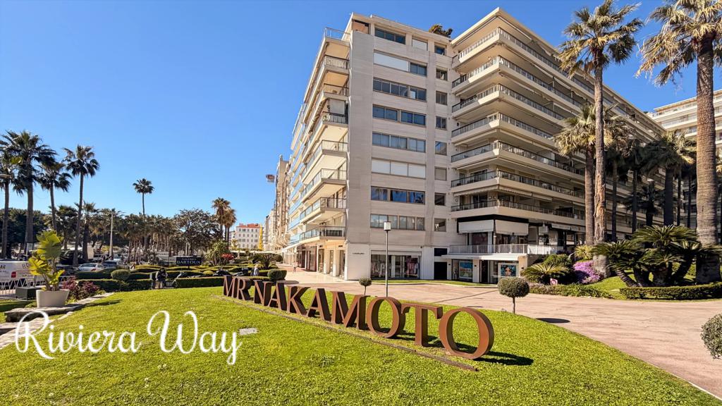 3 room apartment in Cannes, photo #1, listing #105964488