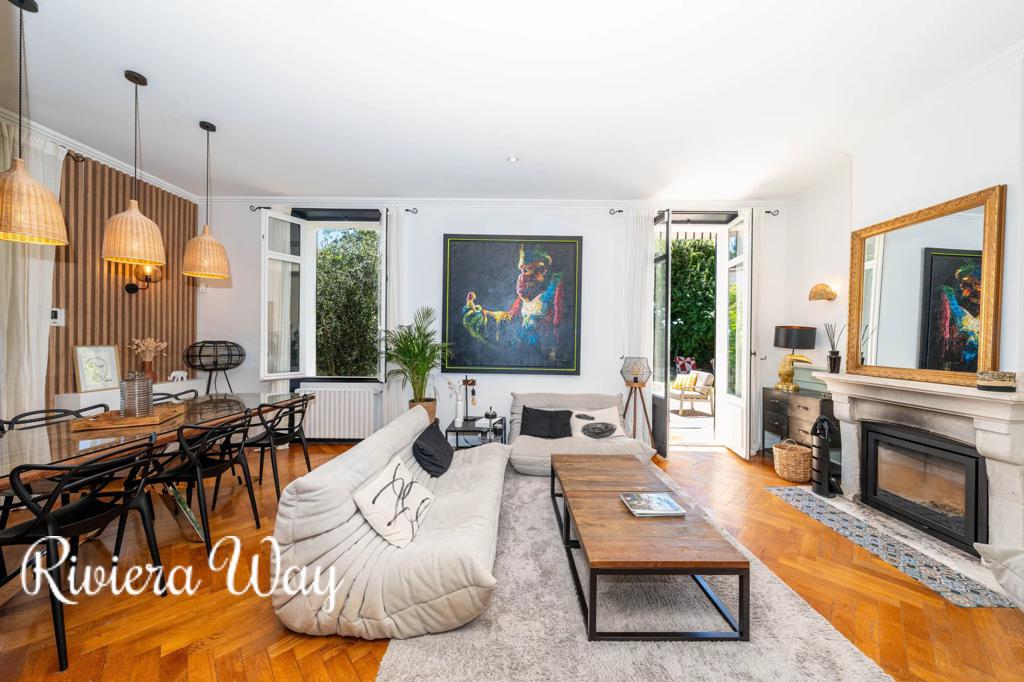 7 room villa in Le Cannet, photo #6, listing #106534428