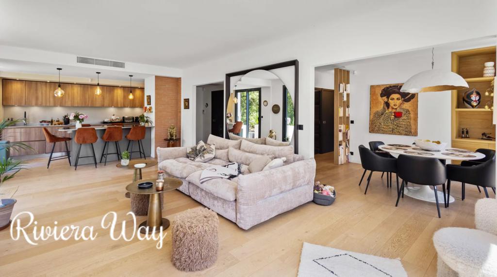 5 room villa in Mougins, photo #4, listing #106436946