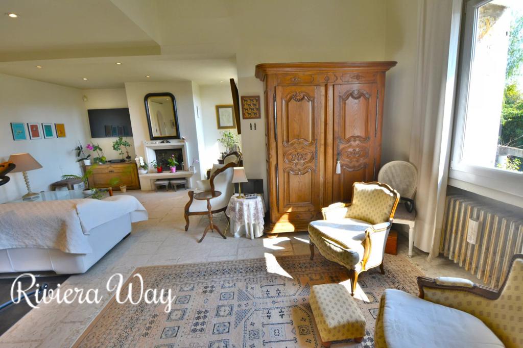 7 room villa in Juan-les-Pins, photo #5, listing #105868056