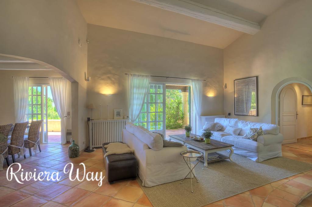 9 room villa in Cannes, photo #9, listing #78779484