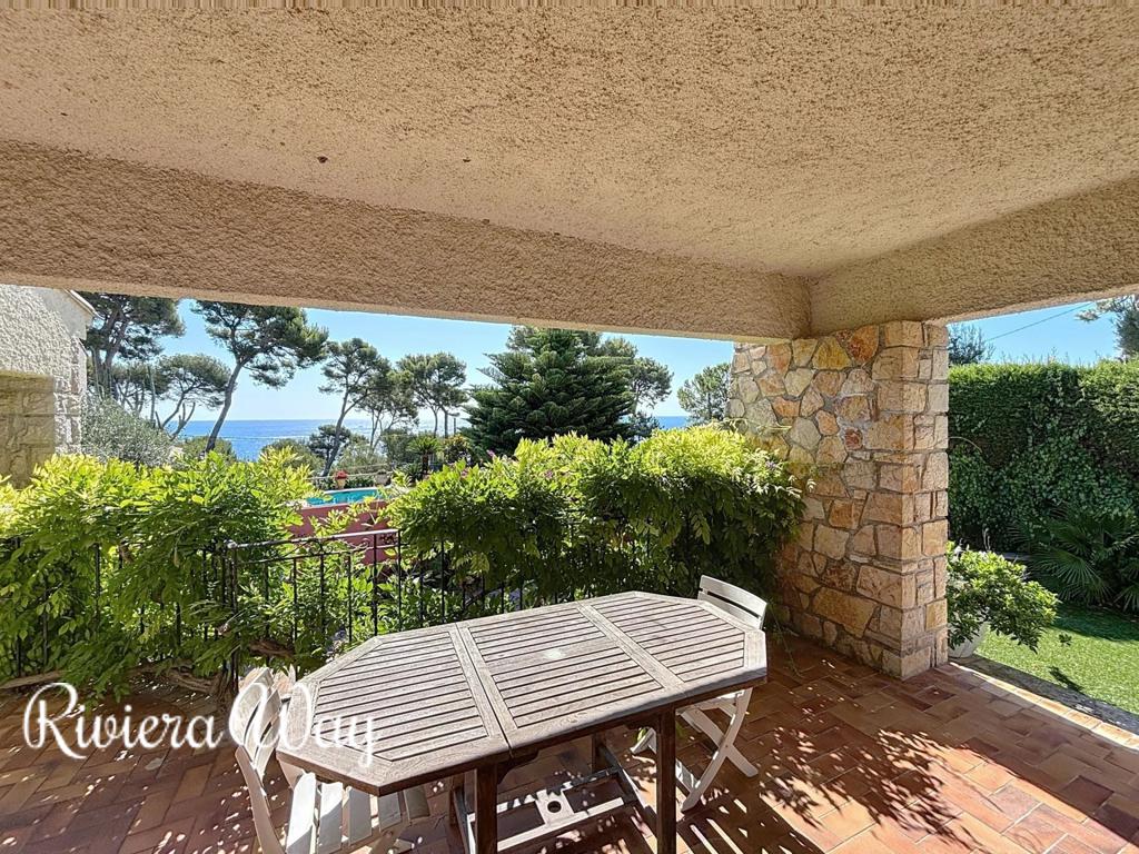 6 room villa in Cap d'Antibes, photo #7, listing #105780822