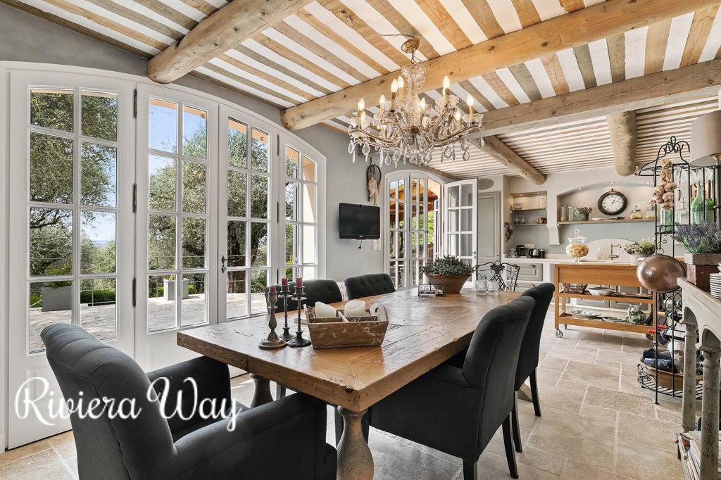 6 room villa in Grasse, photo #9, listing #102971022