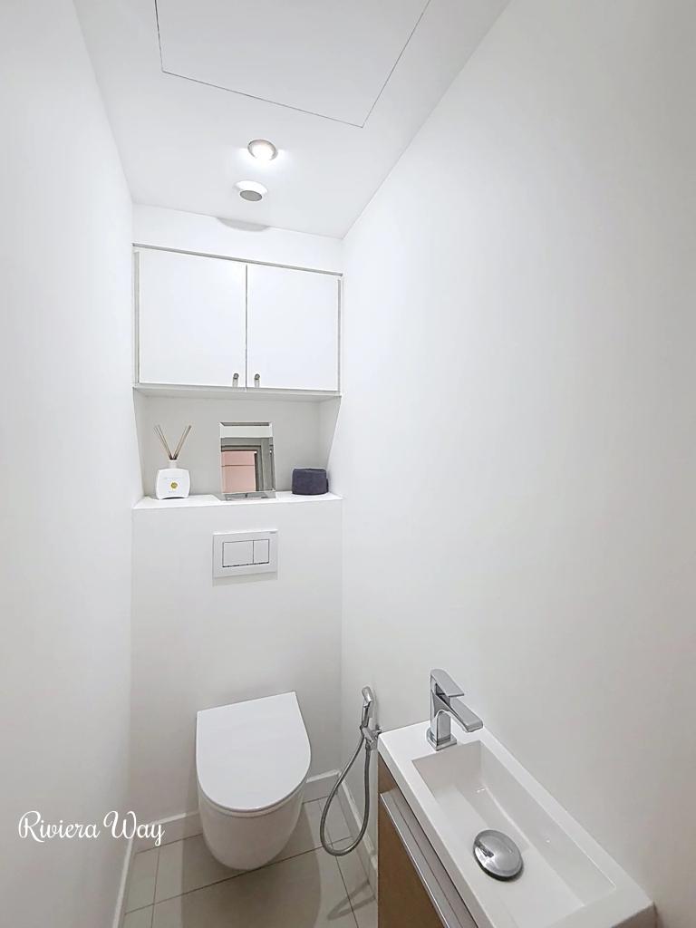 2 room apartment in Cannes, photo #10, listing #107078706