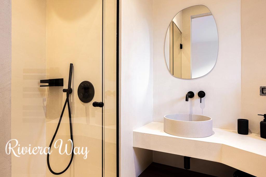 4 room apartment in Cannes, photo #4, listing #103211724