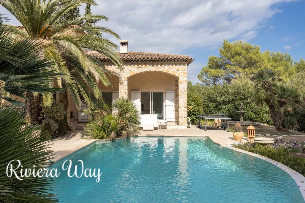 6 room villa in Mougins, photo #2, listing #107177154