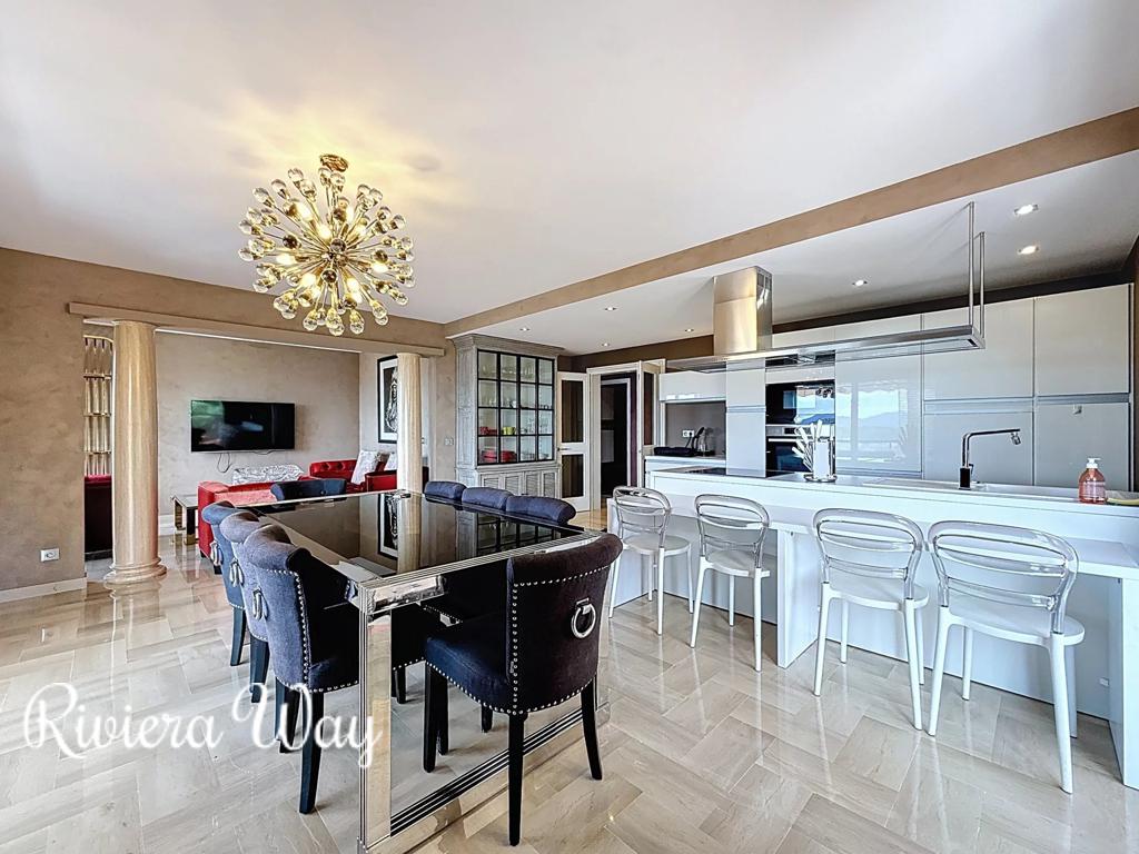 4 room apartment in Le Cannet, photo #5, listing #104106786